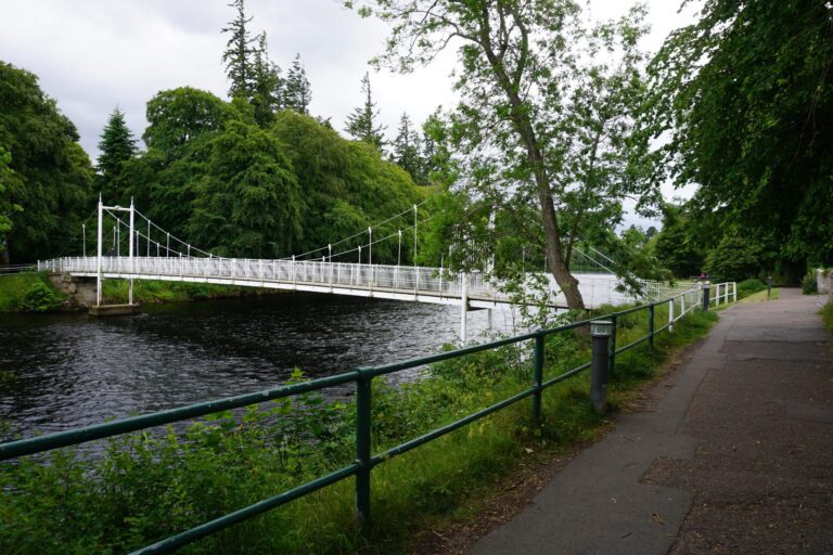 Ness Islands: A beautiful family walk in Inverness