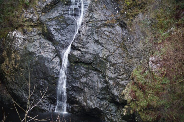 Falls of Foyers – with a photo guide to the path
