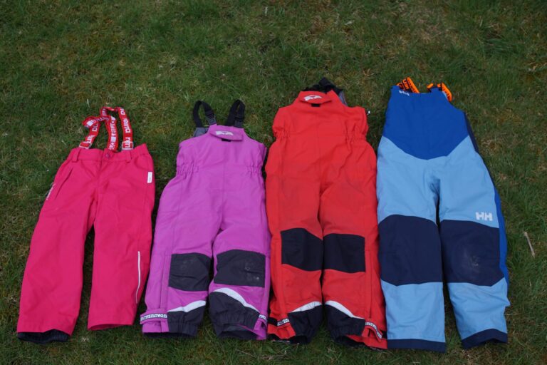 Kids’ Salopettes and Snow Trousers: a review
